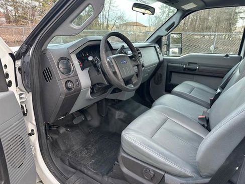 Used 2016 Ford F250 XL w/ Power Equipment Group image 24