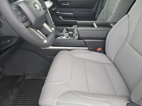 New 2026 Toyota Tundra SR5 AWD/4WD image 9