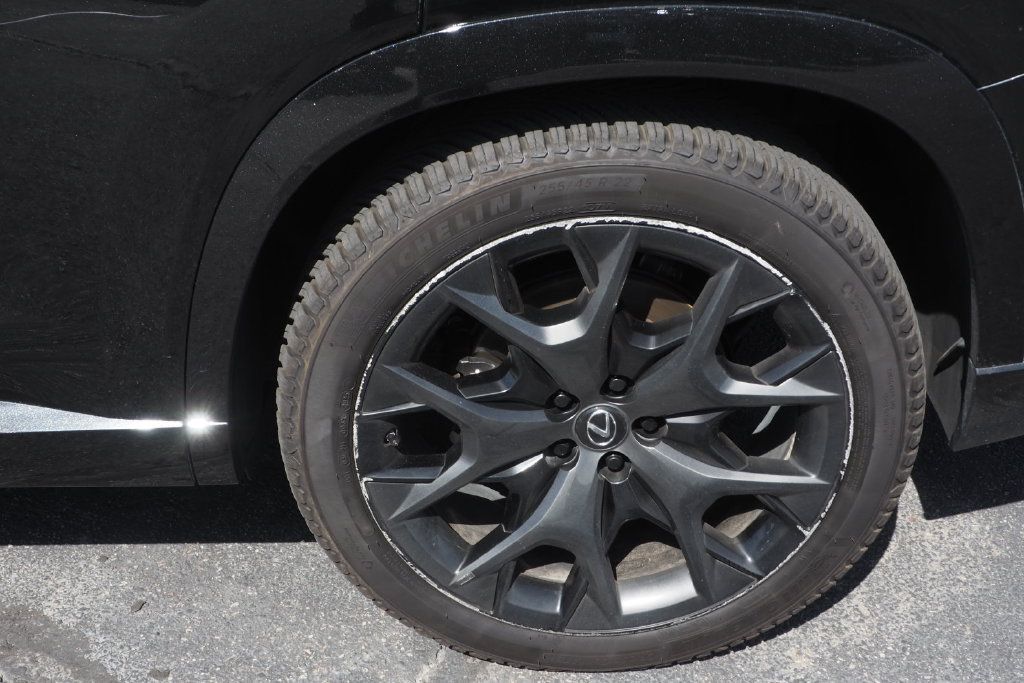 Used 2024 Lexus TX 500h AWD w/ Technology Package image 9