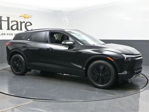 New 2026 Chevrolet Blazer EV LT image 6