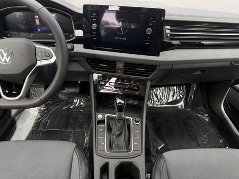 New 2026 Volkswagen Jetta SE FWD image 15