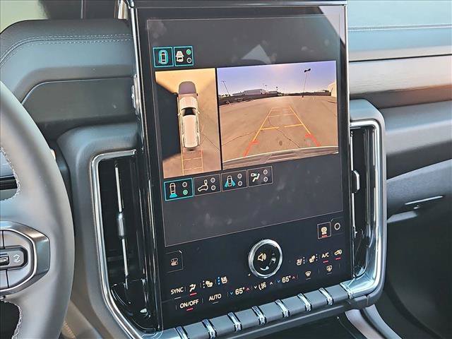 New 2026 GMC Yukon Denali w/ Sun & Power Step Package AWD/4WD image 13