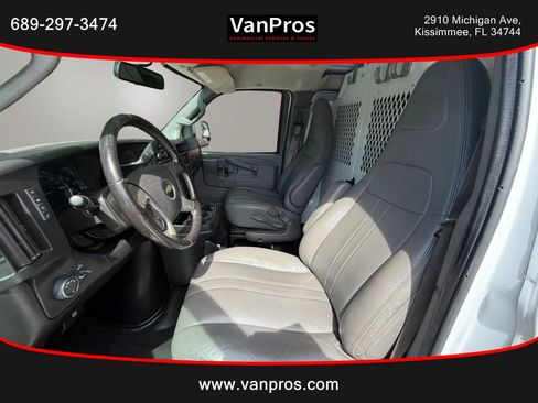Used 2019 Chevrolet Express 2500 w/ Driver Convenience Package RWD image 9