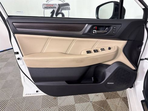 Used 2019 Subaru Legacy 2.5i Limited w/ Popular Package #2A image 12