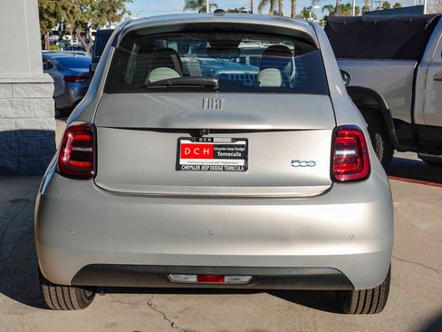New 2025 FIAT 500 e image 5