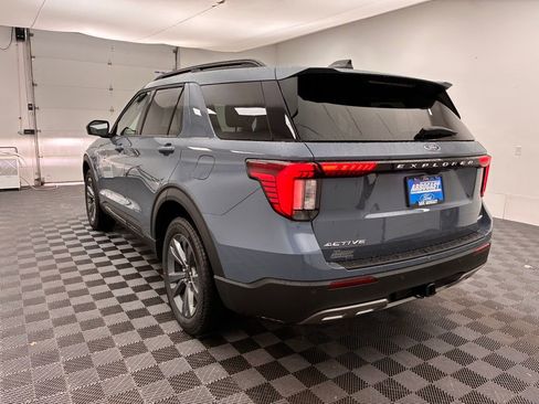 New 2026 Ford Explorer Active w/ Active Comfort Package image 12