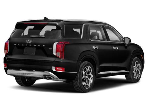 Used 2022 Hyundai Palisade Calligraphy FWD image 2