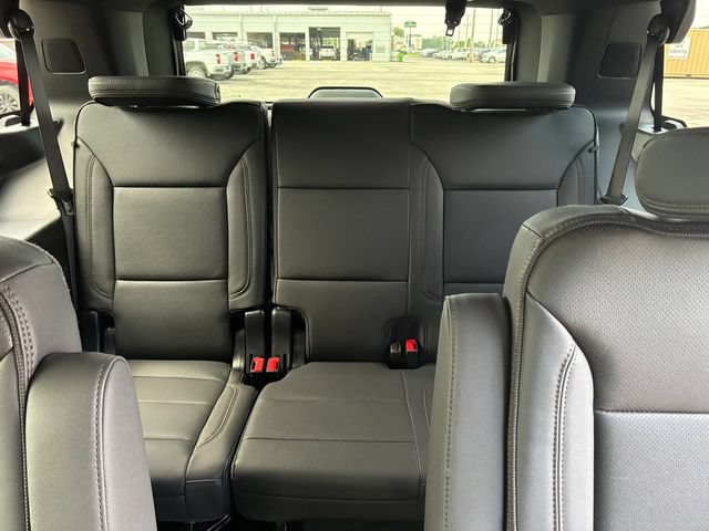 New 2026 Chevrolet Tahoe High Country w/ Sun And Tow Package AWD/4WD image 16