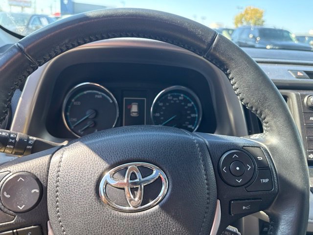 Certified 2017 Toyota RAV4 XLE w/ Protection Package AWD/4WD image 17