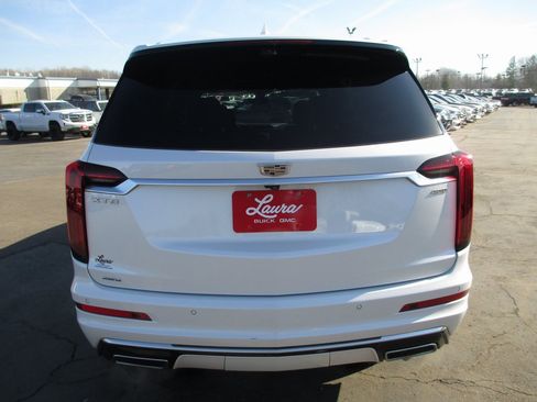 Used 2024 Cadillac XT6 Premium Luxury w/ Technology Package image 7