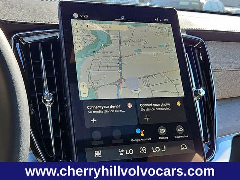 New 2026 Volvo XC90 B6 Plus w/ Protection Package Premier image 13