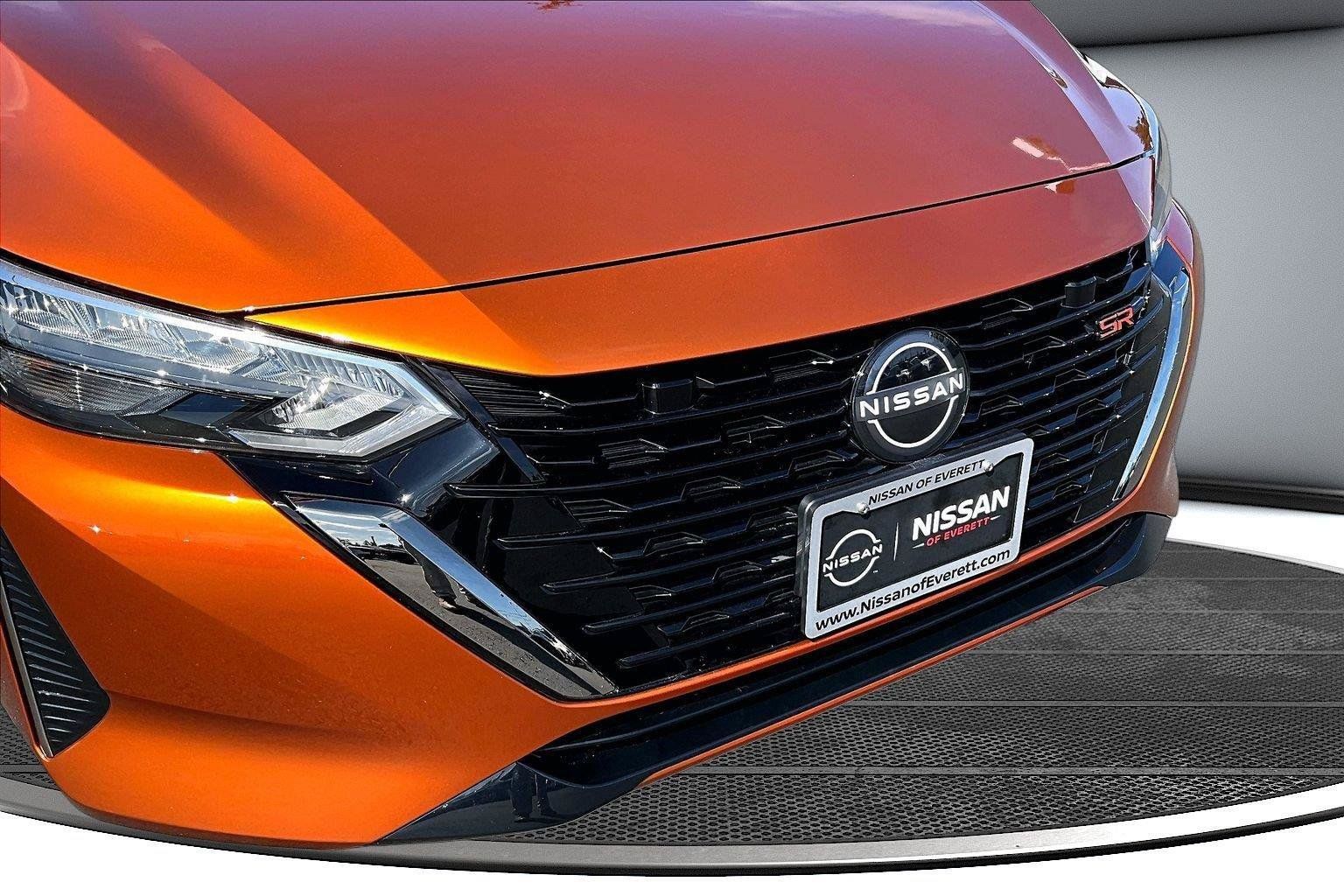Used 2025 Nissan Sentra SR w/ SR Premium Package FWD image 31