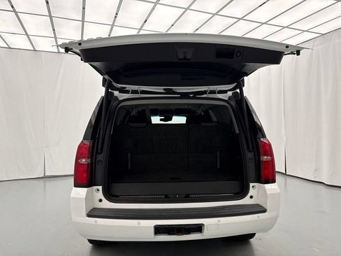 Used 2019 Chevrolet Tahoe LT w/ RST Edition RWD image 11
