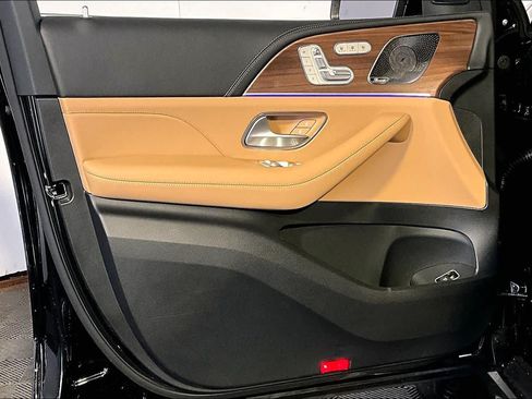 New 2026 Mercedes-Benz GLE 450 4MATIC image 11