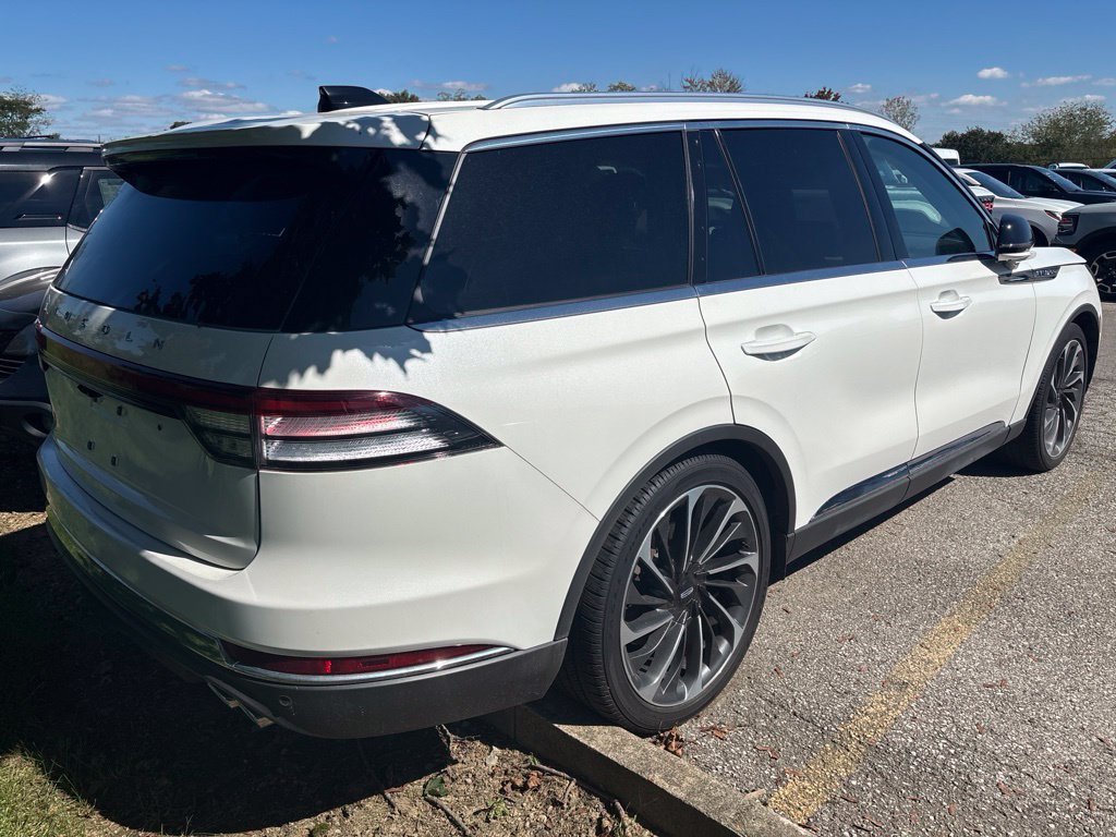 Used 2025 Lincoln Aviator Reserve w/ Equipment Group 201A AWD/4WD image 4