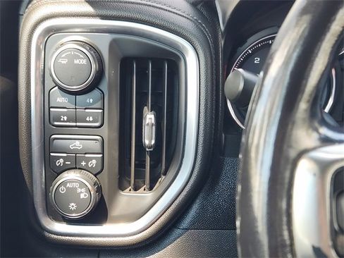 Used 2020 Chevrolet Silverado 1500 LT w/ Texas Edition image 22