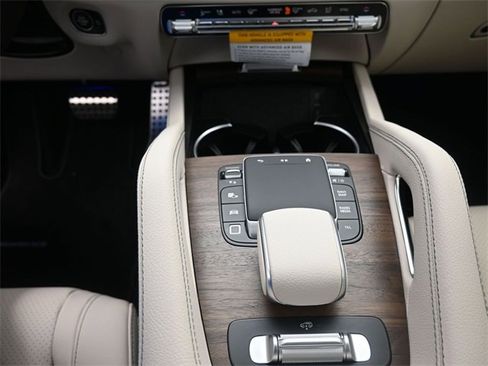 New 2026 Mercedes-Benz GLS 450 4MATIC image 13