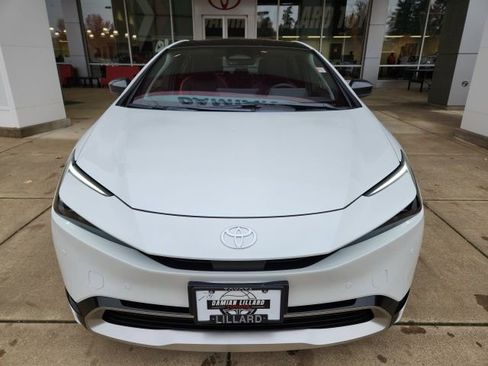 New 2026 Toyota Prius XSE image 5