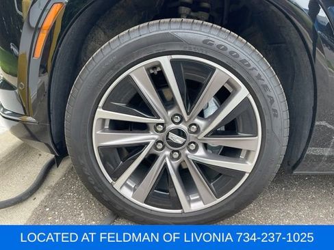 Used 2026 Cadillac Vistiq Sport w/ LPO, Floor Liner Package AWD/4WD image 5