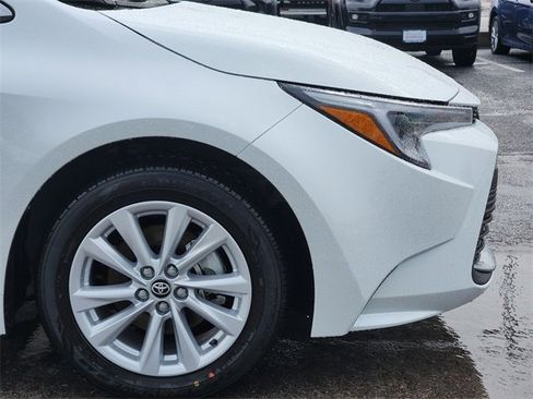 New 2026 Toyota Corolla XLE image 5