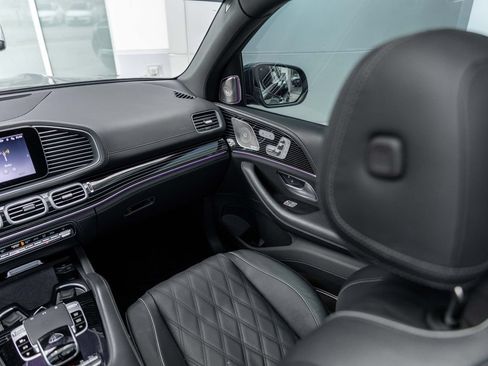 Used 2024 Mercedes-Benz Maybach GLS 600 4MATIC image 44