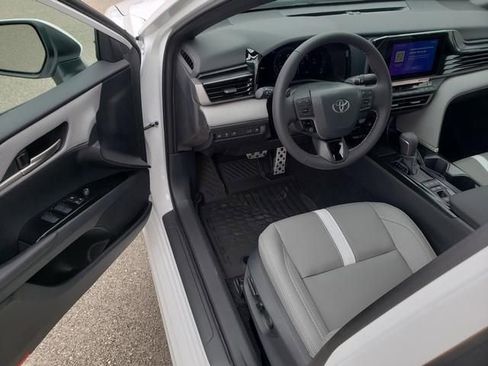 New 2026 Toyota Camry SE FWD image 9