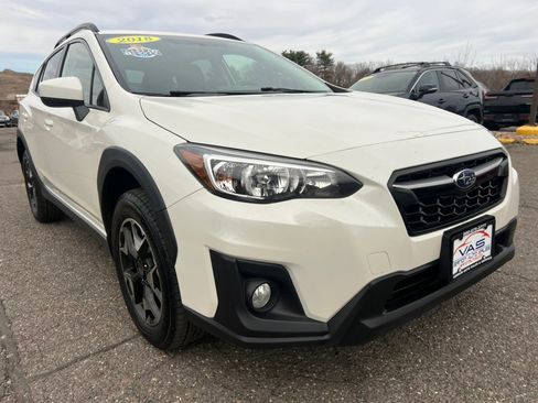 Used 2019 Subaru Crosstrek 2.0i Premium AWD/4WD image 3