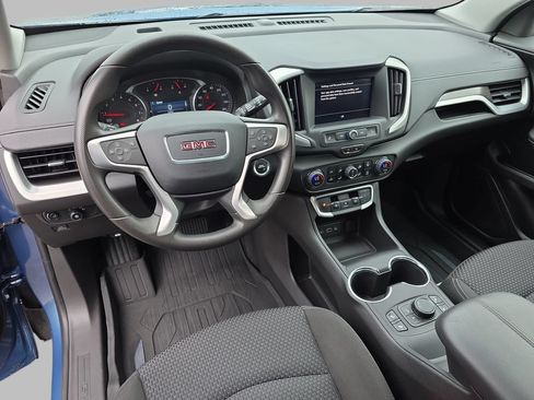Certified 2024 GMC Terrain SLE w/ Driver Convenience Package FWD image 18