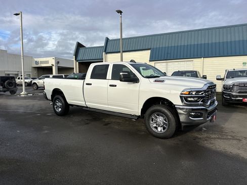 New 2026 RAM 3500 Tradesman image 7