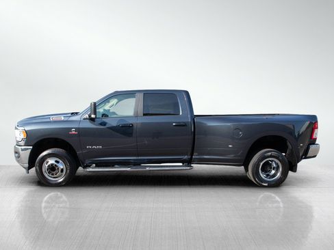 Used 2020 RAM 3500 Big Horn w/ Level 1 Equipment Group AWD/4WD image 2