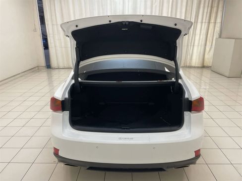 Used 2018 Lexus IS 350 F Sport image 24