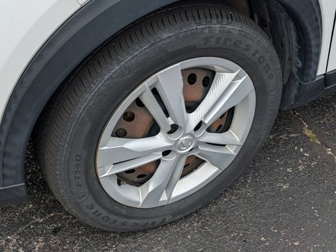 Used 2020 Nissan Kicks S FWD image 13