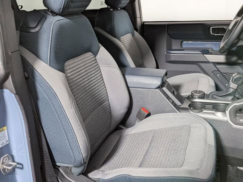 Used 2023 Ford Bronco Outer Banks image 38