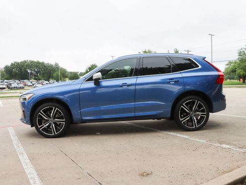 Used 2018 Volvo XC60 T6 R-Design w/ Convenience Package image 4