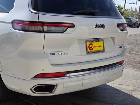 Used 2022 Jeep Grand Cherokee L Summit w/ Advanced Protech Group IV AWD/4WD image 5