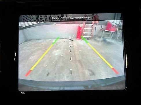 Used 2020 Jeep Cherokee Limited image 14