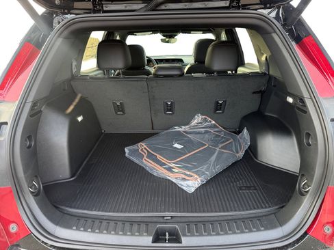 New 2026 GMC Terrain AT4 w/ Technology Package II image 17