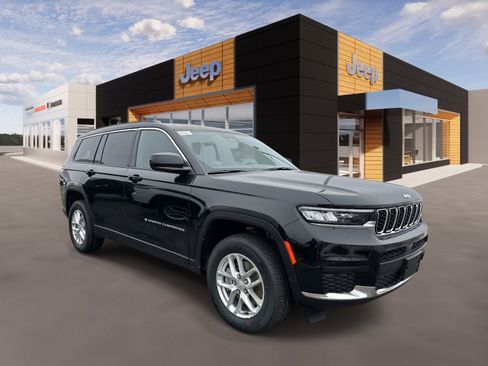 New 2026 Jeep Grand Cherokee L L LAREDO X 4X4 image 1