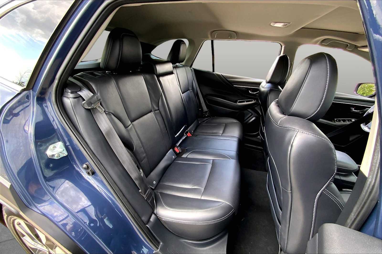 Certified 2024 Subaru Outback Limited AWD/4WD image 19