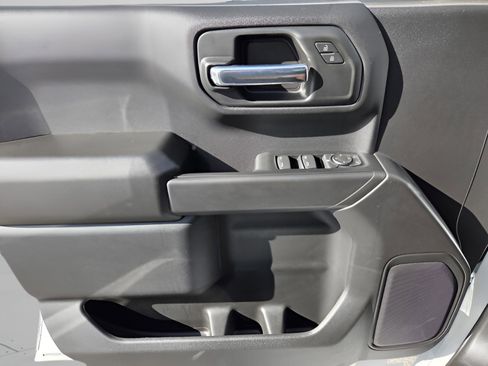 New 2026 Chevrolet Silverado 1500 Custom Trail Boss w/ LPO, Dark Essentials Package image 23