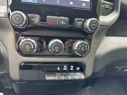 Used 2025 RAM 1500 Tradesman RWD image 33