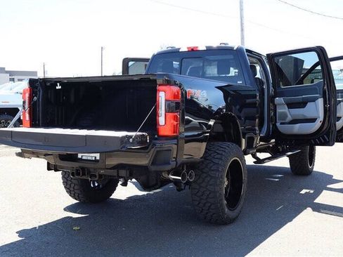 Used 2023 Ford F350 Limited w/ FX4 Off-Road Package AWD/4WD image 43