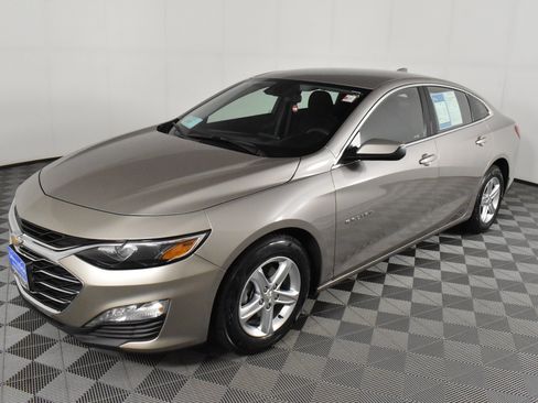 Used 2024 Chevrolet Malibu LT image 10