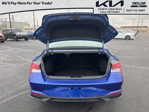 Used 2023 Hyundai Elantra SEL w/ Preferred Accessory Package image 13