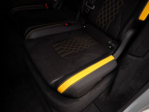 Used 2024 Lamborghini Urus Performante AWD/4WD image 74
