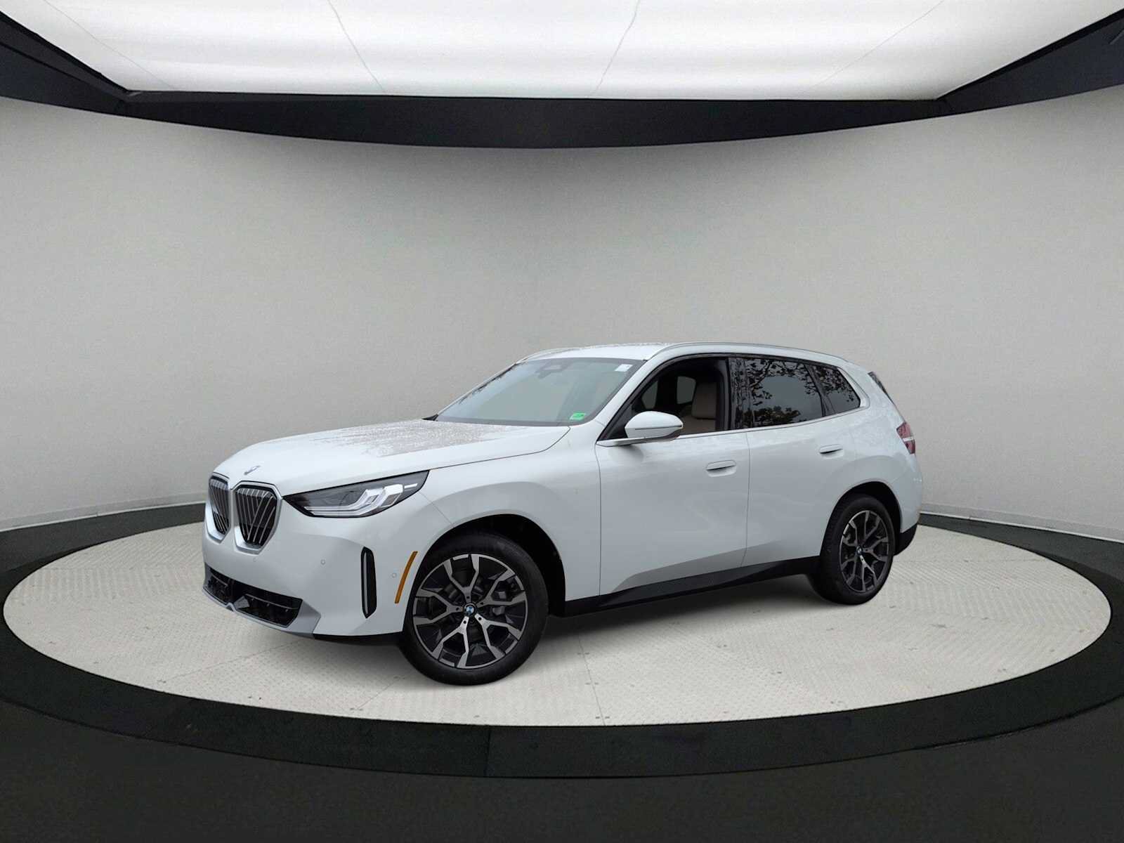 Used 2026 BMW X3 xDrive30i w/ Convenience Package AWD/4WD image 4