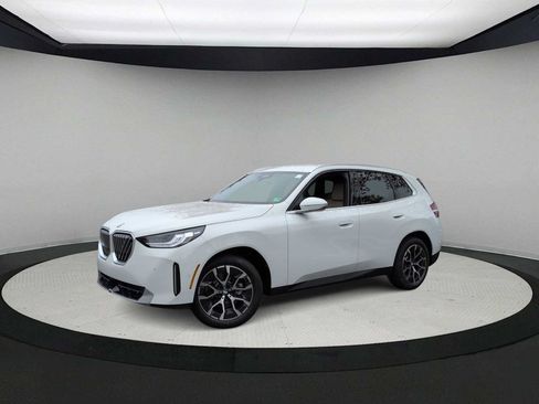 Used 2026 BMW X3 xDrive30i w/ Convenience Package AWD/4WD image 4
