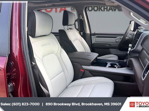 Used 2026 RAM 1500 Laramie AWD/4WD image 6
