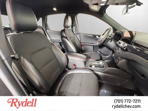 Used 2025 Ford Escape ST-Line Select AWD/4WD image 16