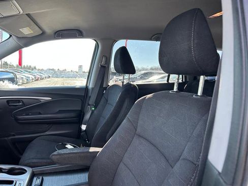Used 2019 Honda Pilot EX image 12